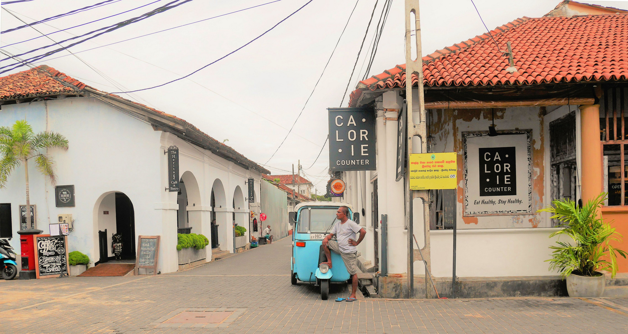 Galle Life - Warten auf Kunden