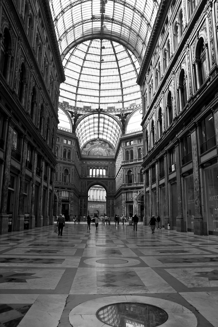 Galleria Umberto I - schwarz/weiss