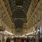 Galleria Vittorio Emanuele II ..