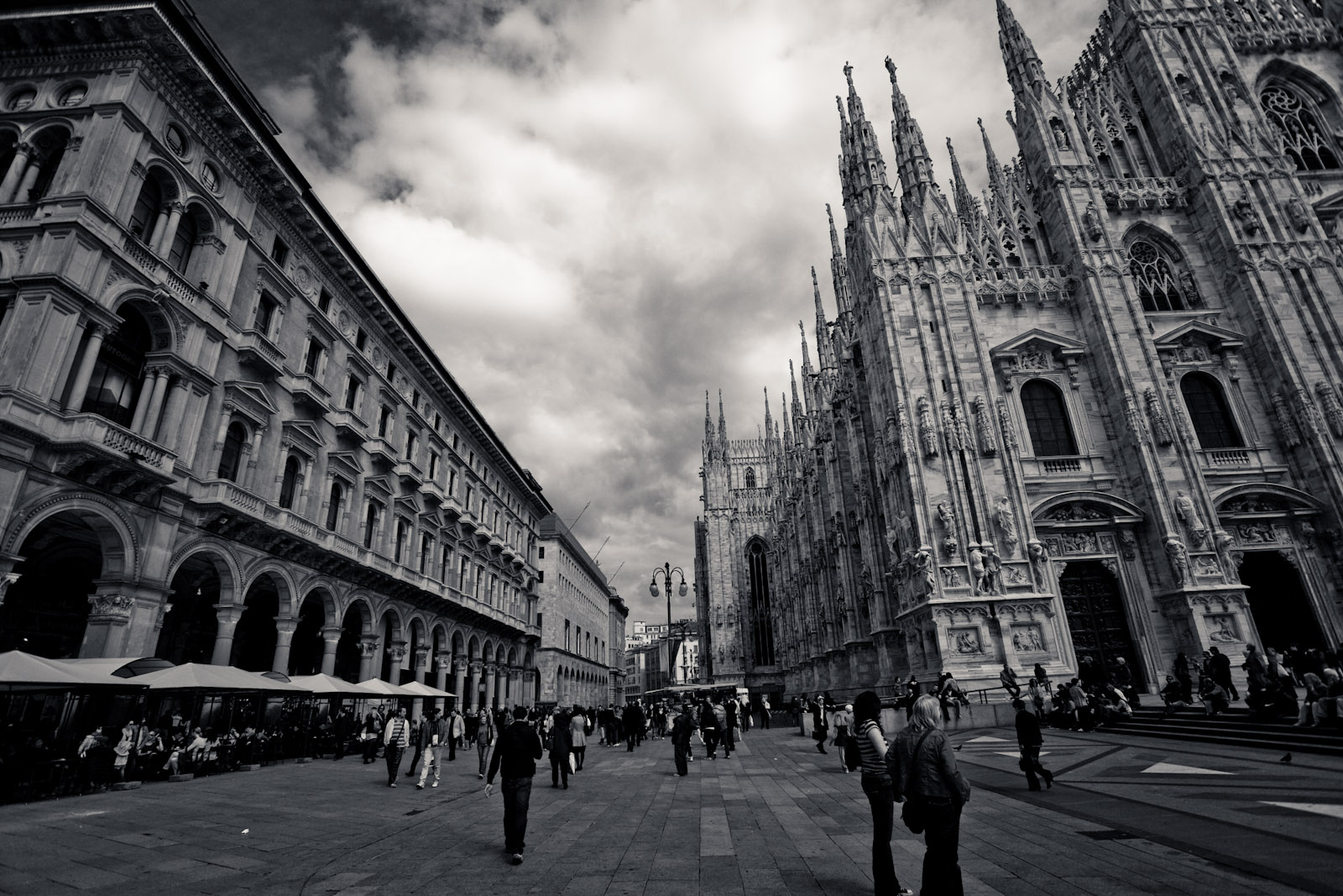 Galleria Vittorio Emanuele II vs. Duomo Milano