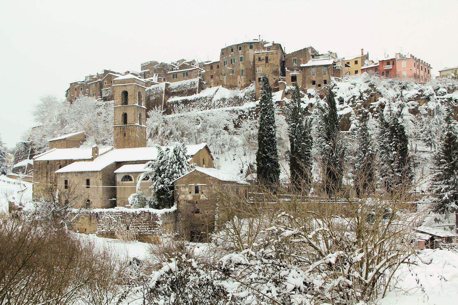 gallese innevato