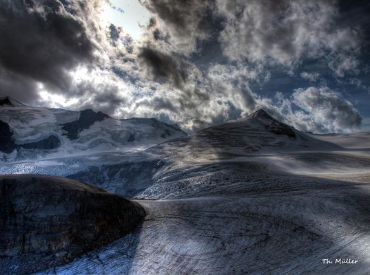 Game of clouds and sun