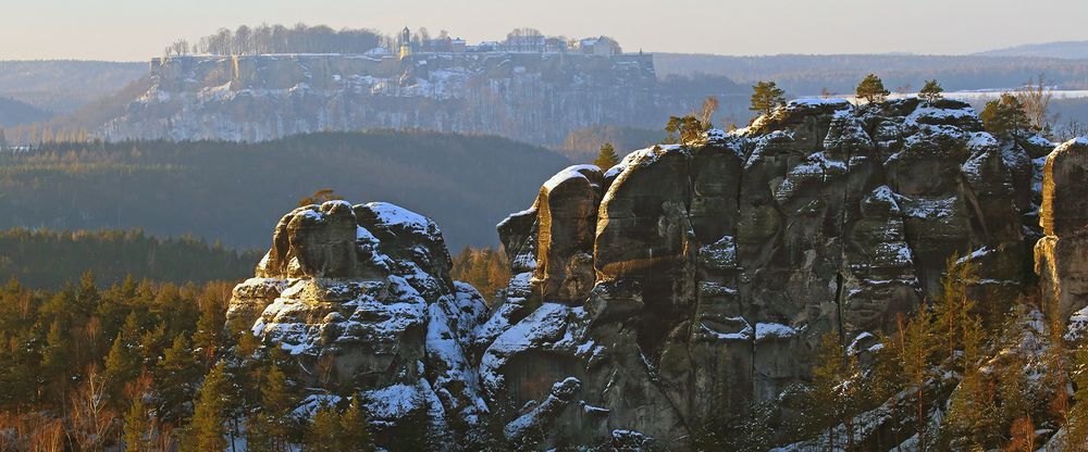 Gamrig mit der Festung Königstein dahinter und eine Entschuldigung