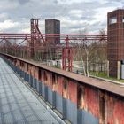 Gang über Zollverein