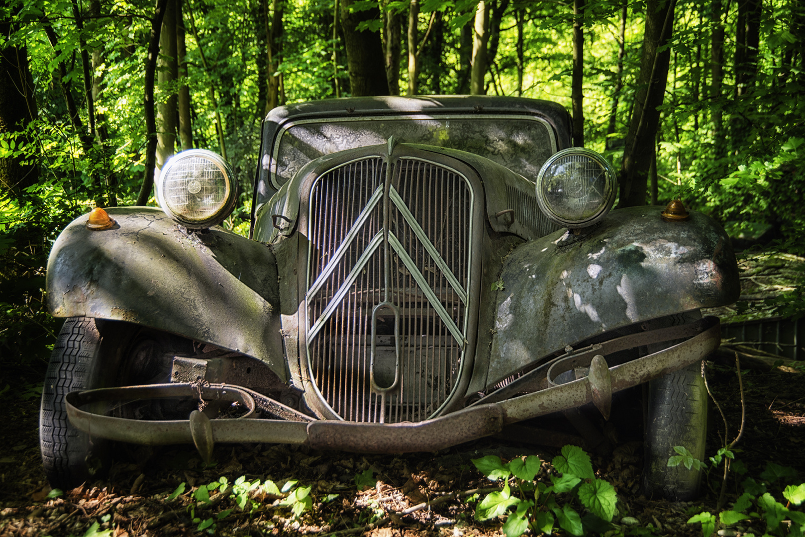 Gangsterlimousine (Citroën Traction Avant CV 11)