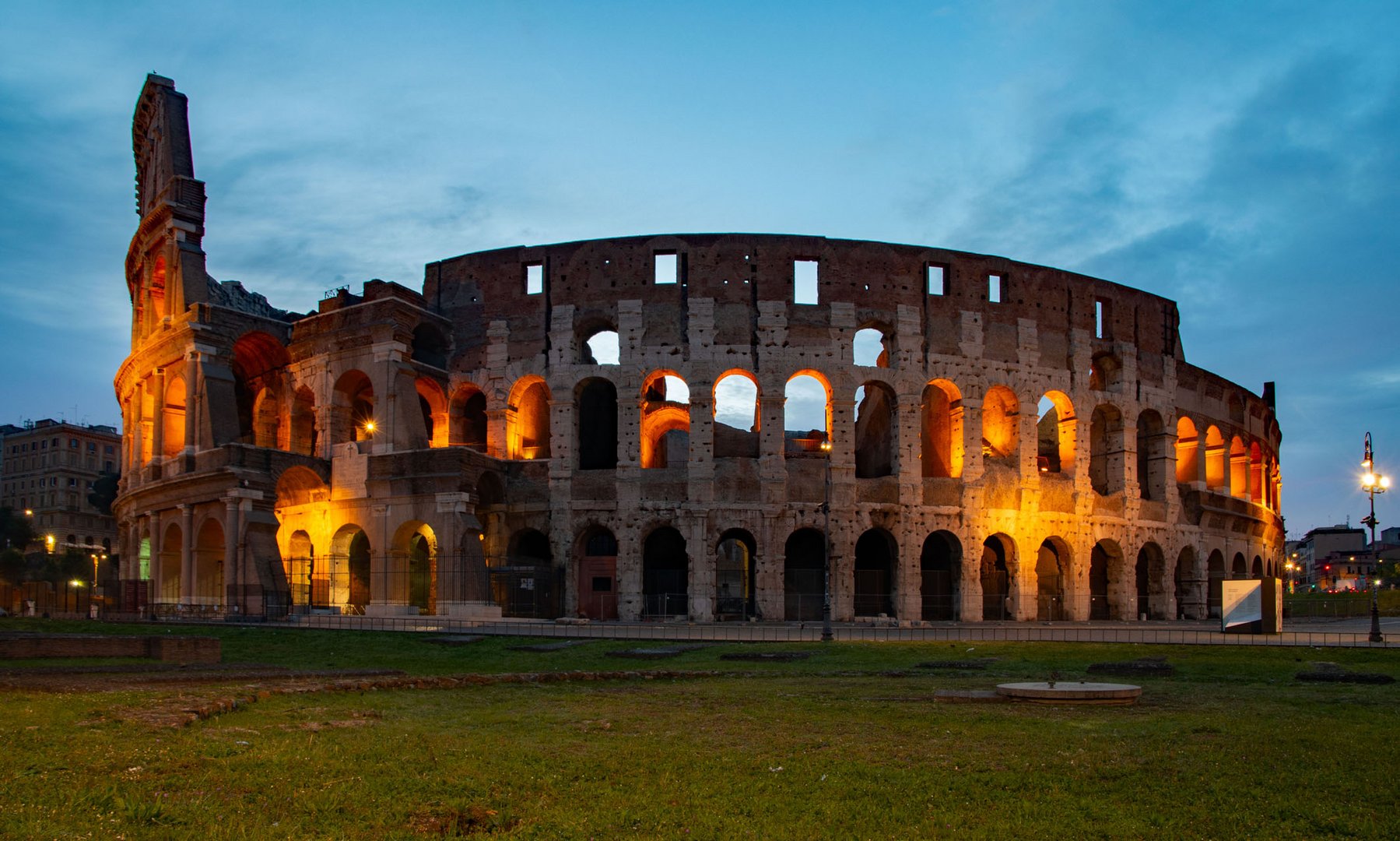 ganz alleine beim Colloseum