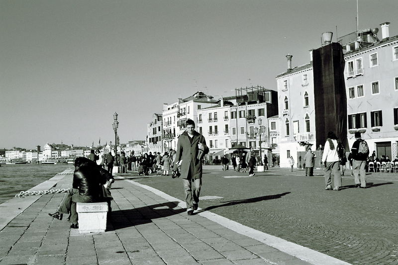 Ganz im Gedanken in Venedig