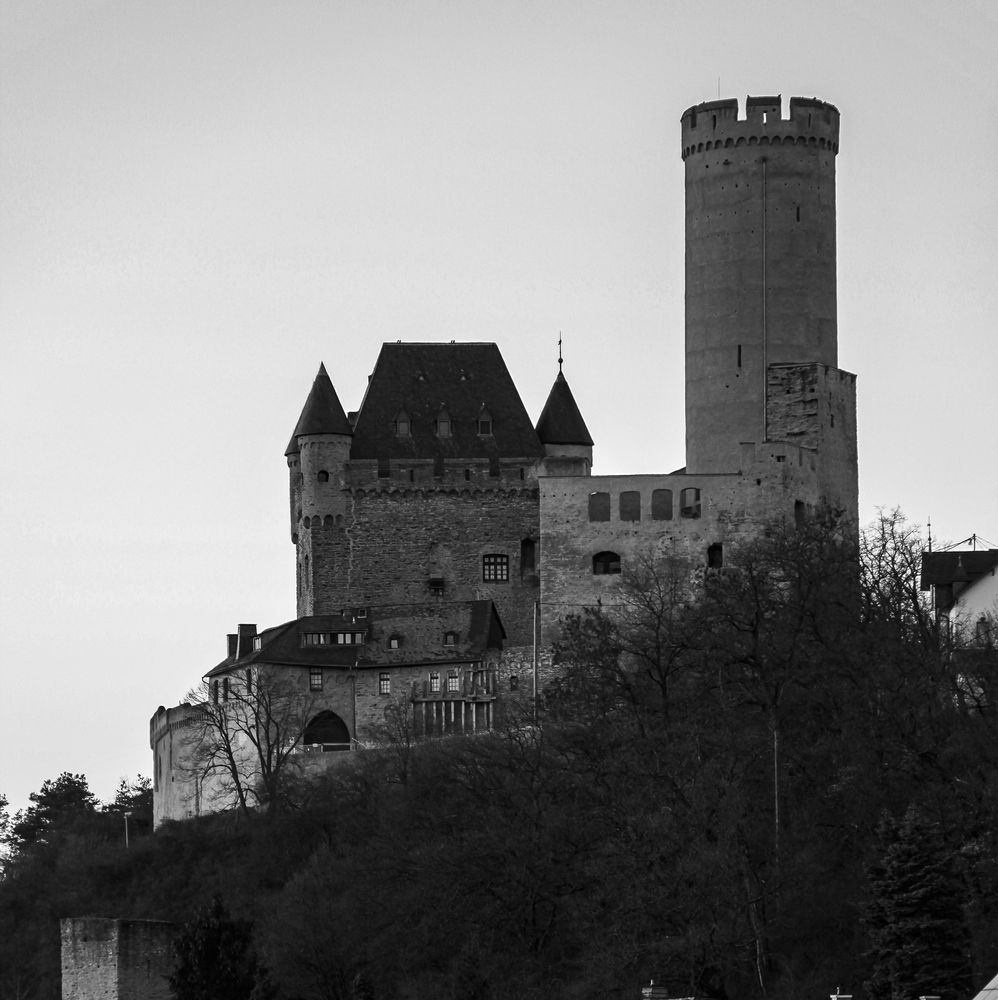 Ganz in der Nähe..... Foto & Bild architektur, profanbauten, deutschland Bilder auf