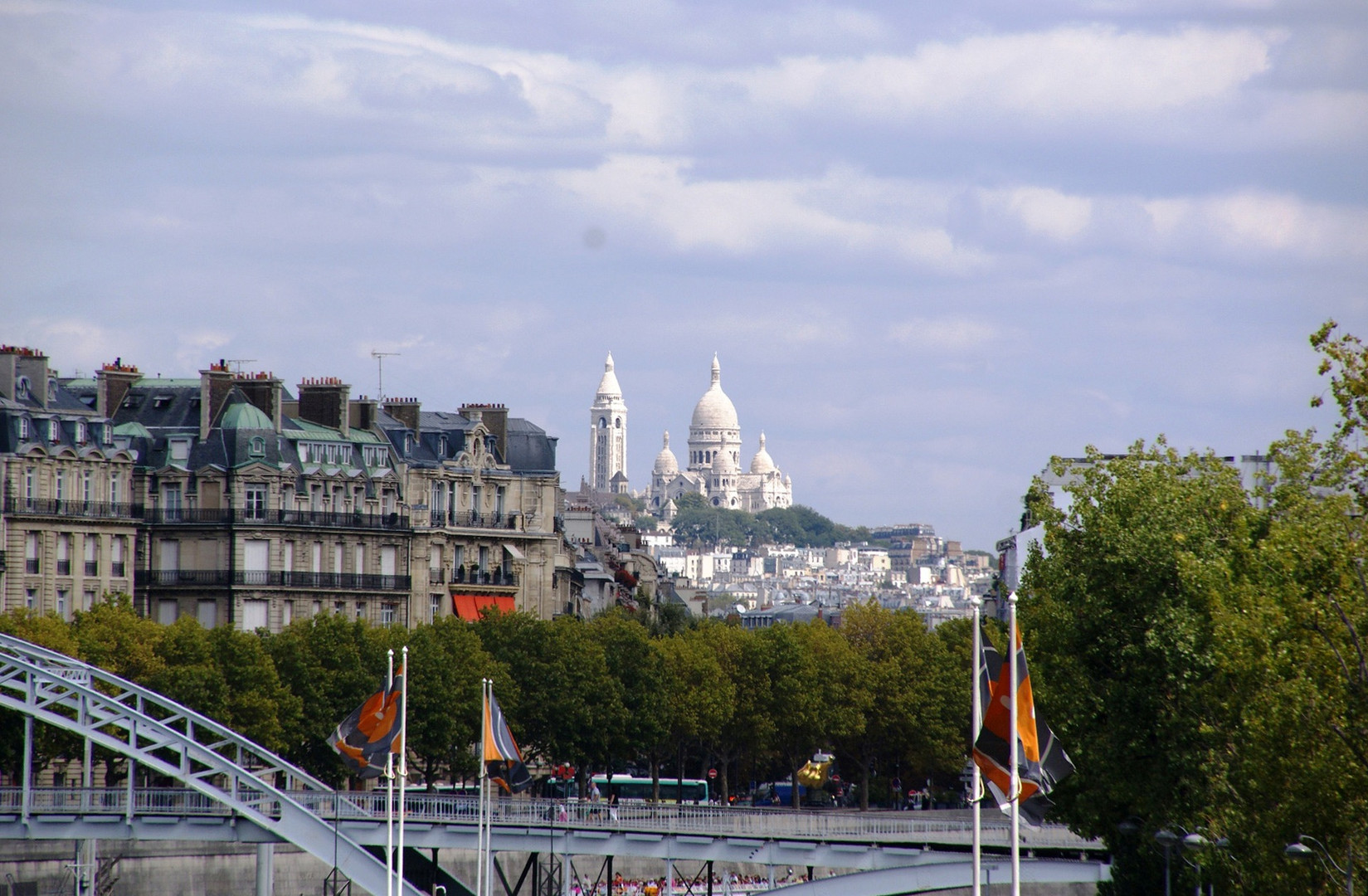 ... ganz in weiß - SACRE-COEUR ...