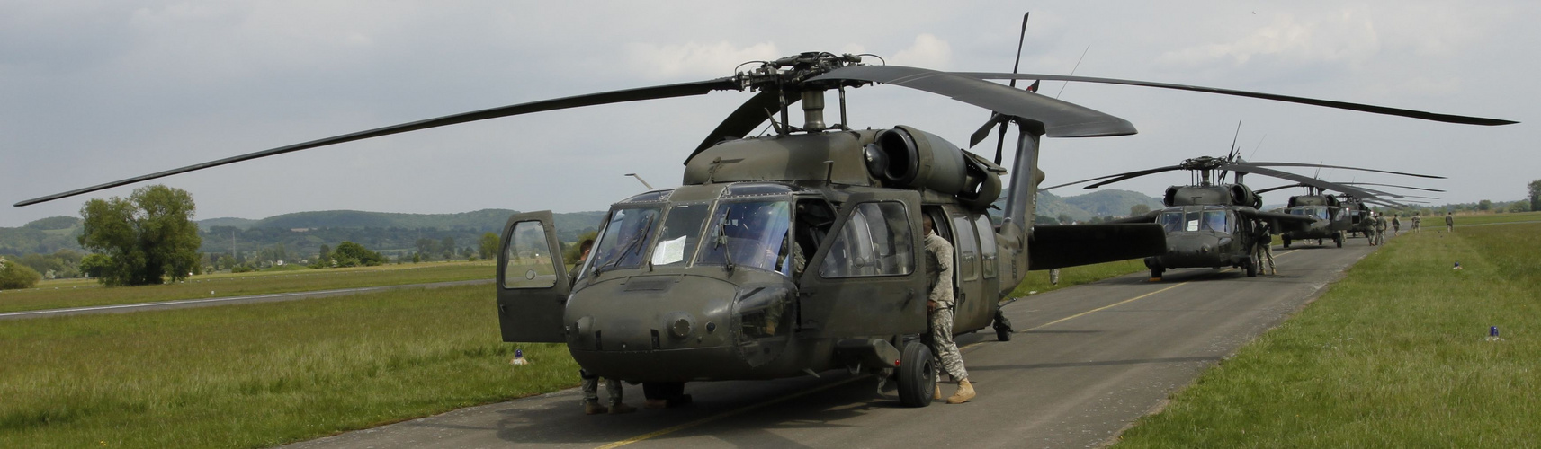 Ganz nah an einer Blackhawk UH-60 bei einer Übung