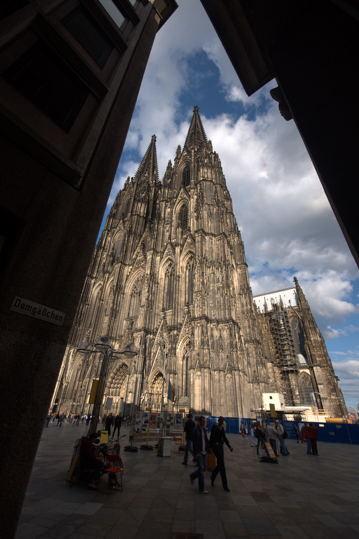 Ganz schön eng hier, Blick zum Dom