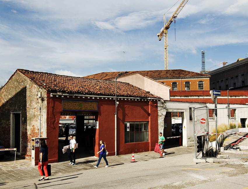 Garage Venezia    ( Farbe )