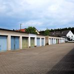 Garagenhof pur