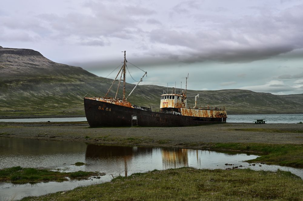Garðar BA 64