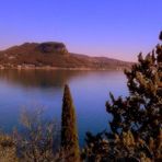        Garda e la sua Rocca!...