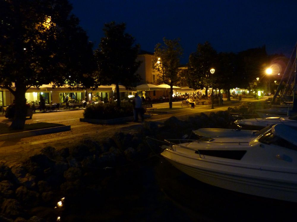 Gardasee bei Nacht