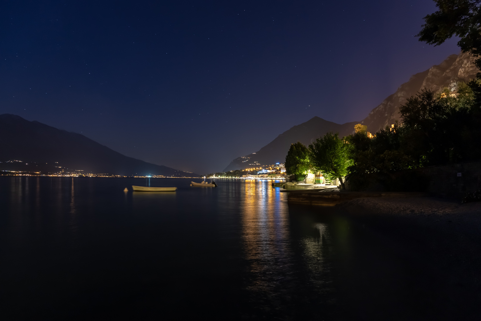 Gardasee bei Nacht