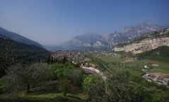 Gardasee im Morgendunst