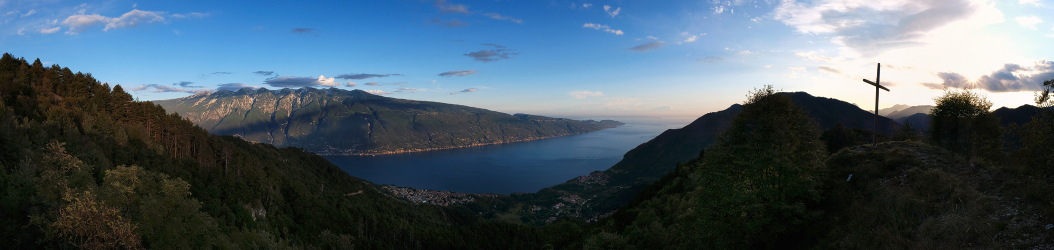 Gardasee Süd von der Cima Piemp