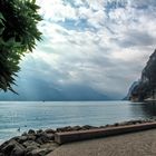 Gardasee, Uferpromenade in Riva, Blick über den See II