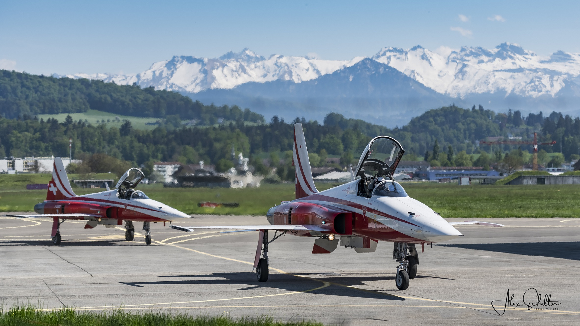 "Garden Party - Patrouille Suisse style"