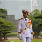 Gardeoffizier vor dem Ho Chi Minh Mausoleum