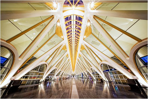 Gare de Mons (innen)