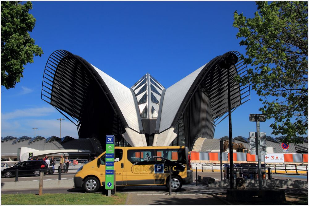 Gare de Saint-Exupéry III