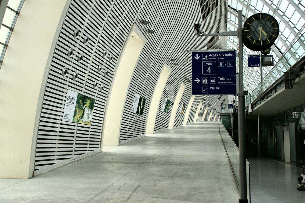 Gare TCV Avignon de Jean CHAMBELLANT