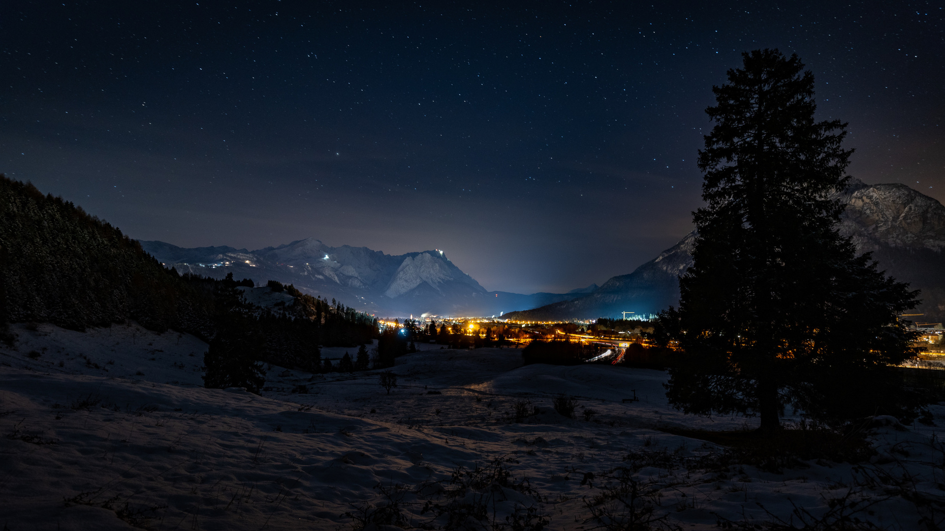 Garmisch bei Nacht