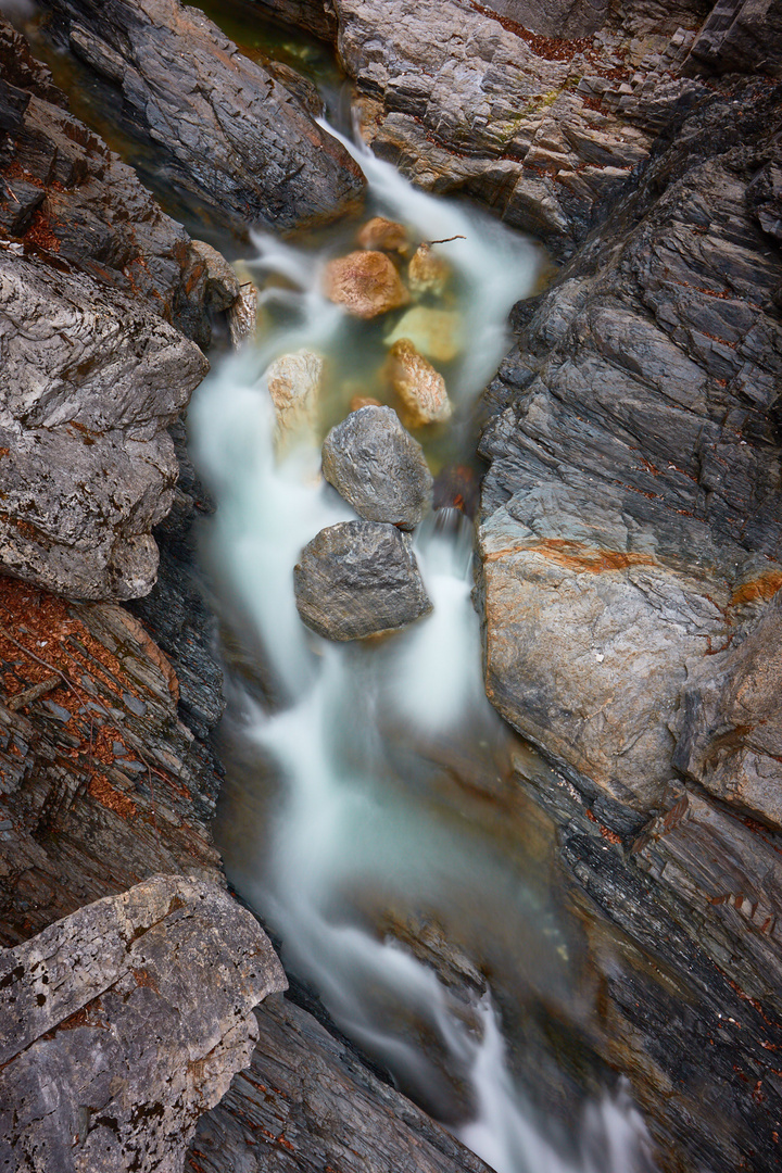 Garnitzenklamm Hermagor - bunte Steine