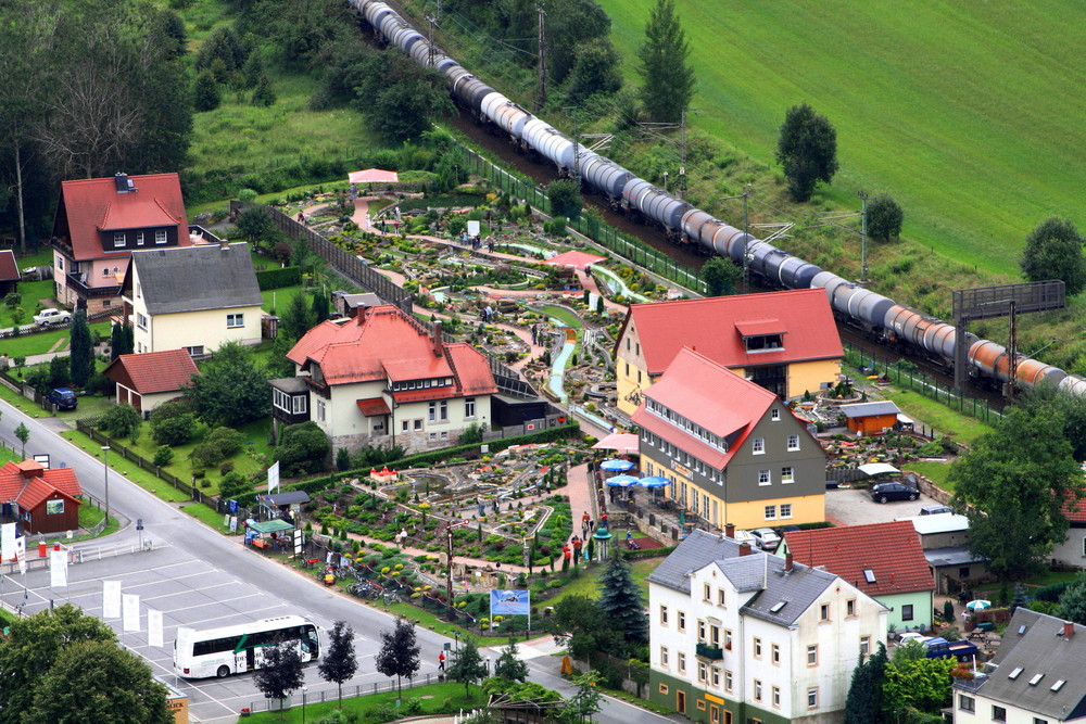 Garten-Eisenbahnanlage