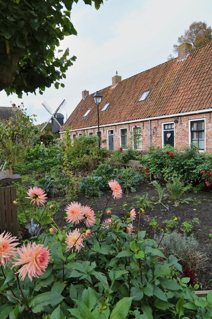 Garten in Bourtange (2014_10_20_EOS 6D_7474_ji)