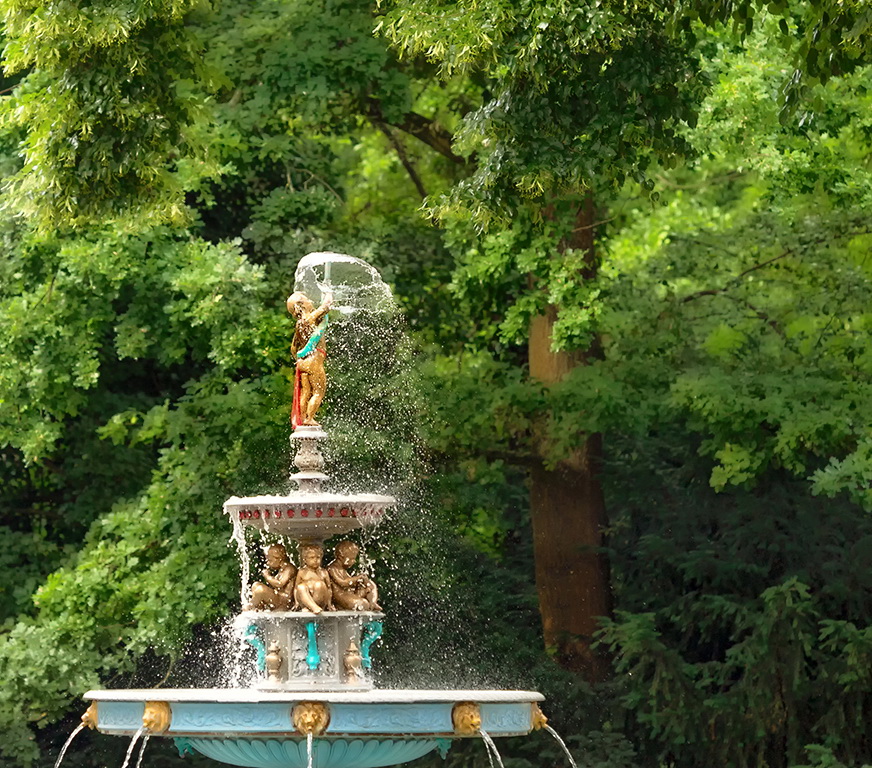 Gartenbrunnen