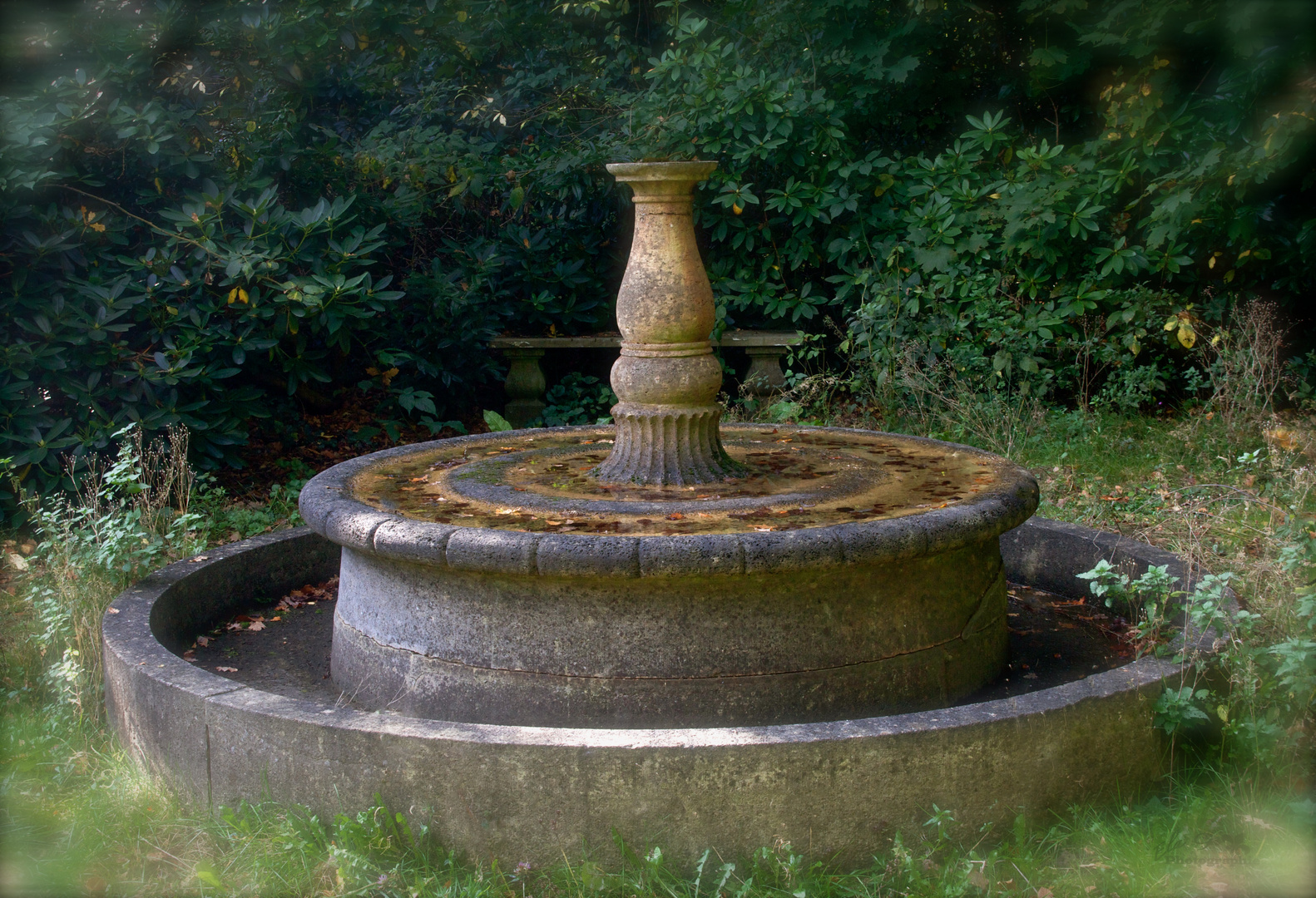 Gartenbrunnen ausser Betrieb