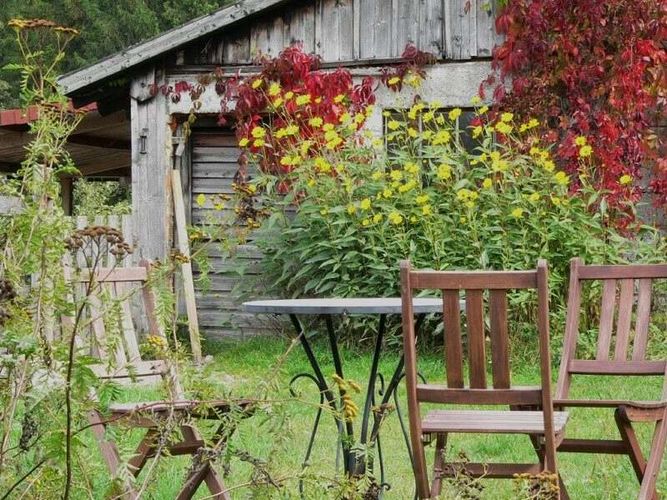 Gartenidylle im Herbst