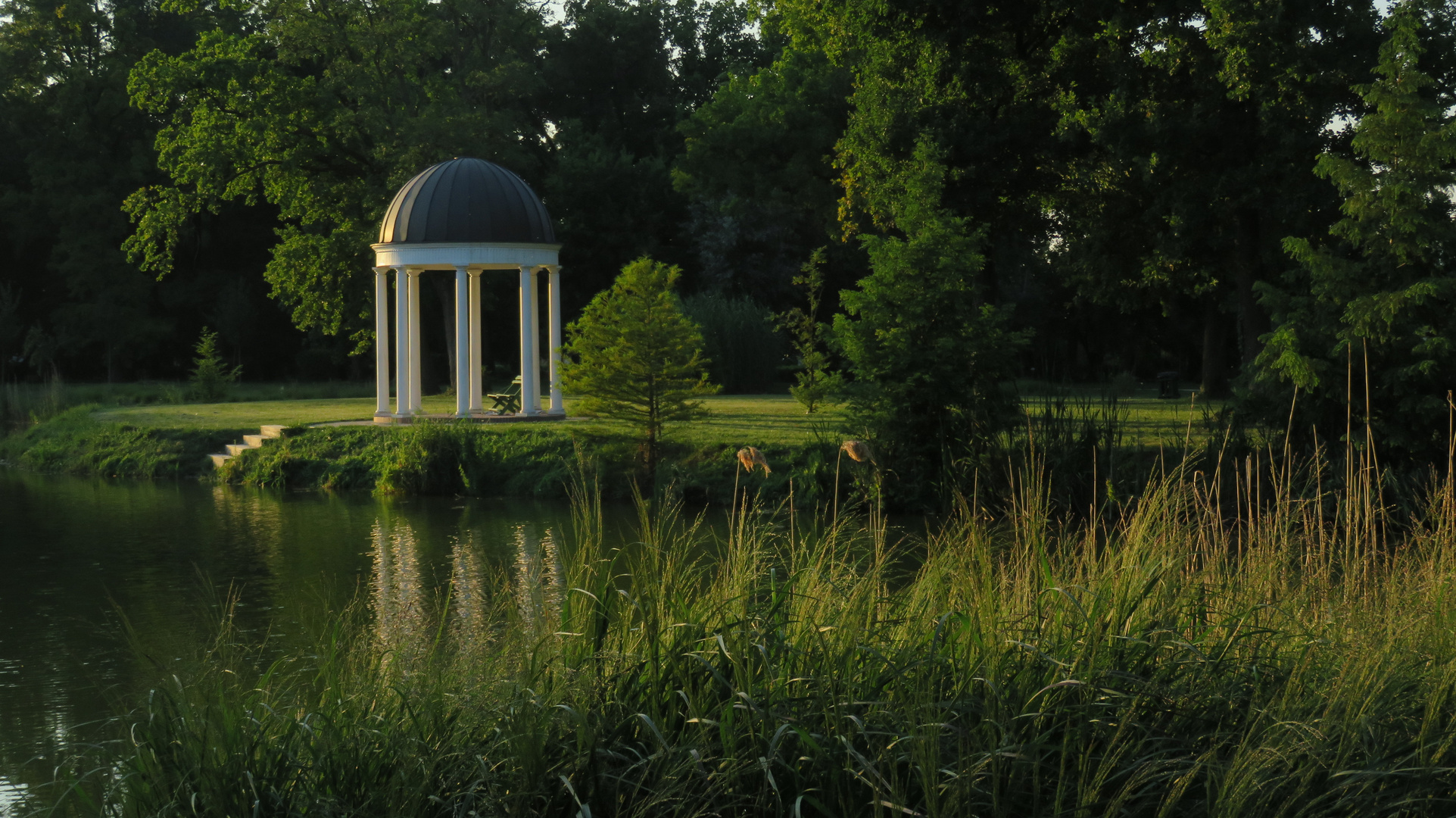 Gartenpavillon