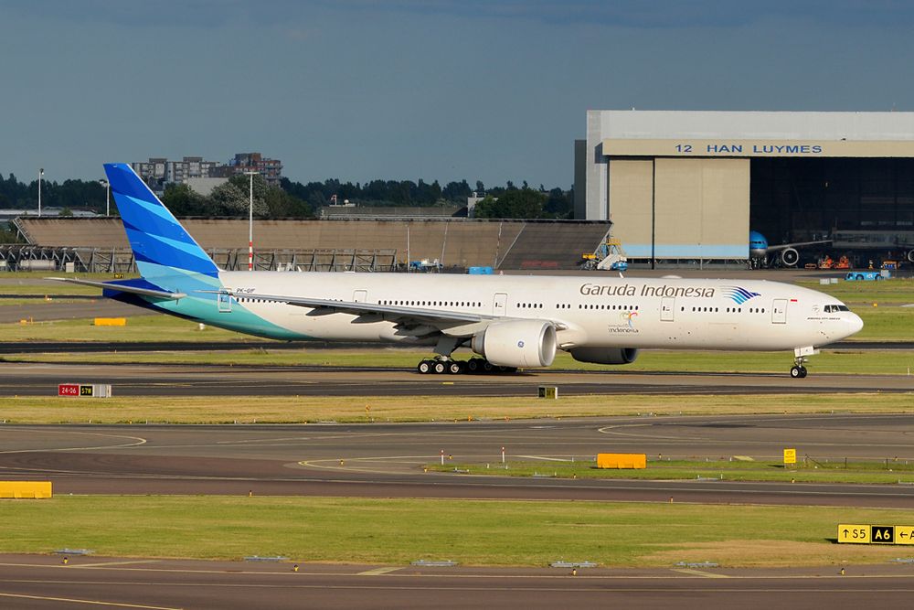 Garuda Indonesia Boeing 777-300ER PK-GIF