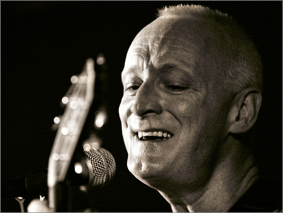 Gary Howard Live 2