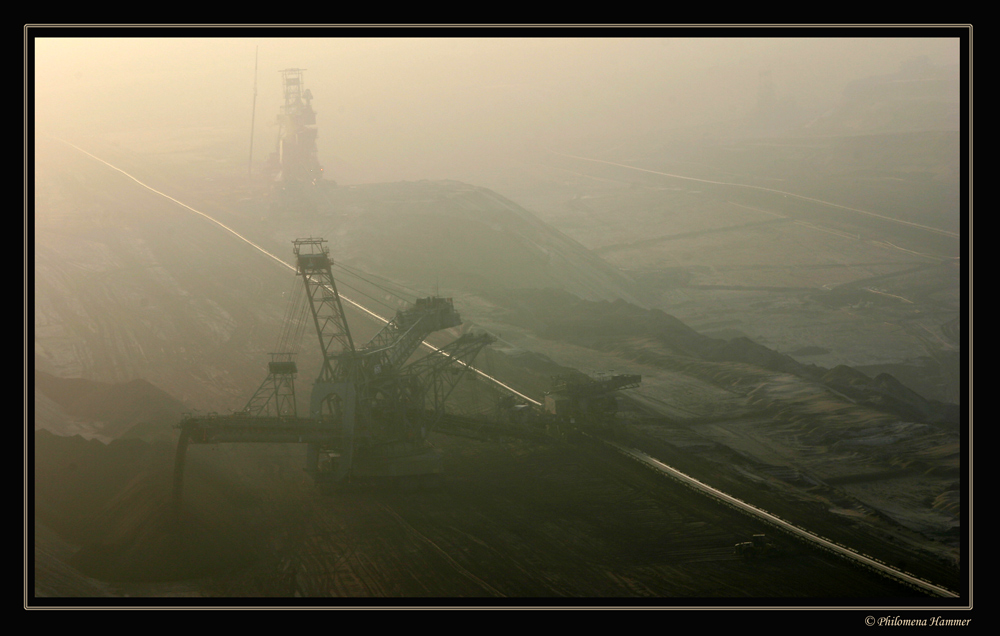 Garzweiler im Oktobernebel