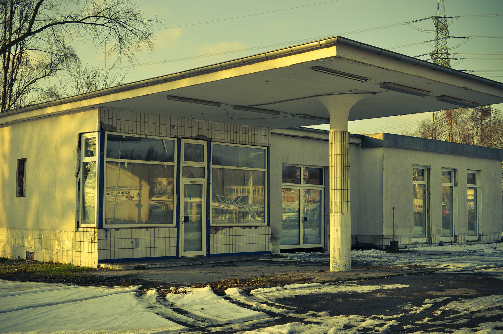 Gas Station