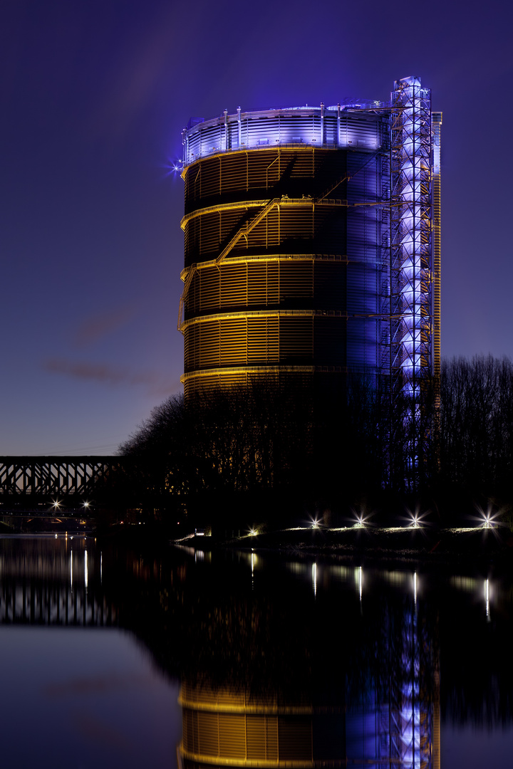 Gasometer 2014 – NACKT !!!