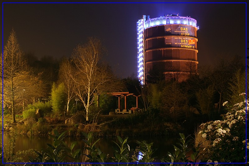 Gasometer gesehen aus dem Centro Oberhausen