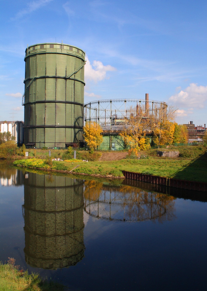 Gasometer im Spiegel der Saar - Völklinger Hütte