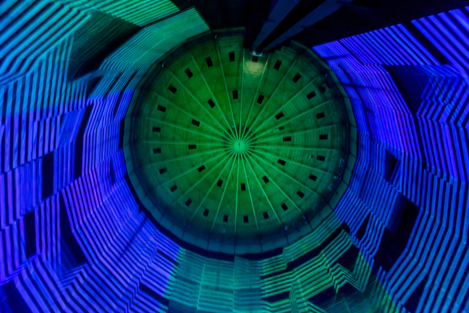 Gasometer in Oberhausen mit Lightshow