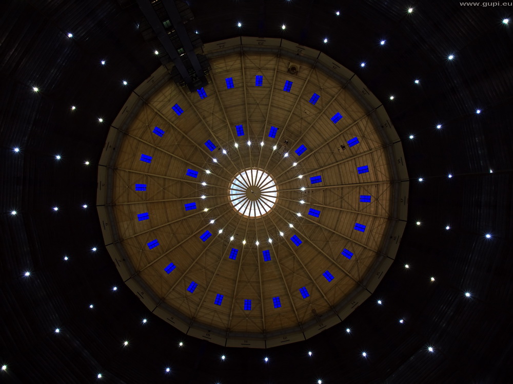 Gasometer Oberhausen, der Himmel