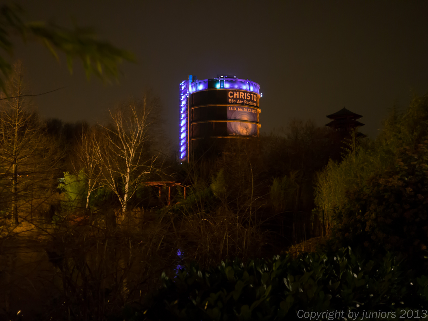 Gasometer Oberhausen im Grünen