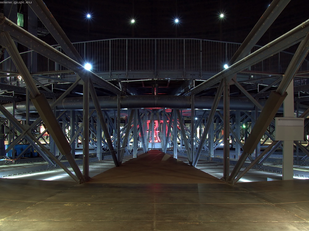 Gasometer Oberhausen, in der Gasscheibe