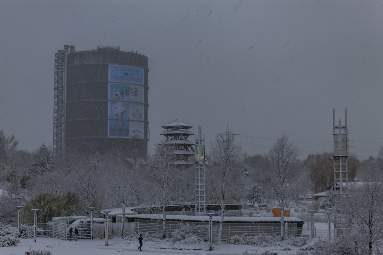 Gasometer+Centropark Im Schnee am 10.12.2017