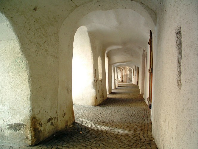 Gasse im Südtirol